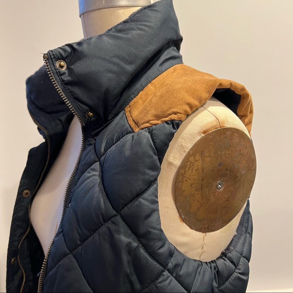 H&M LOGG vest with pockets. Size 4